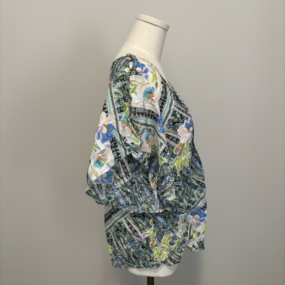 Anthropologie Maeve Maya Floral Flutter Sleeve Blouse Button Shoulder Size 6 - Picture 10 of 14